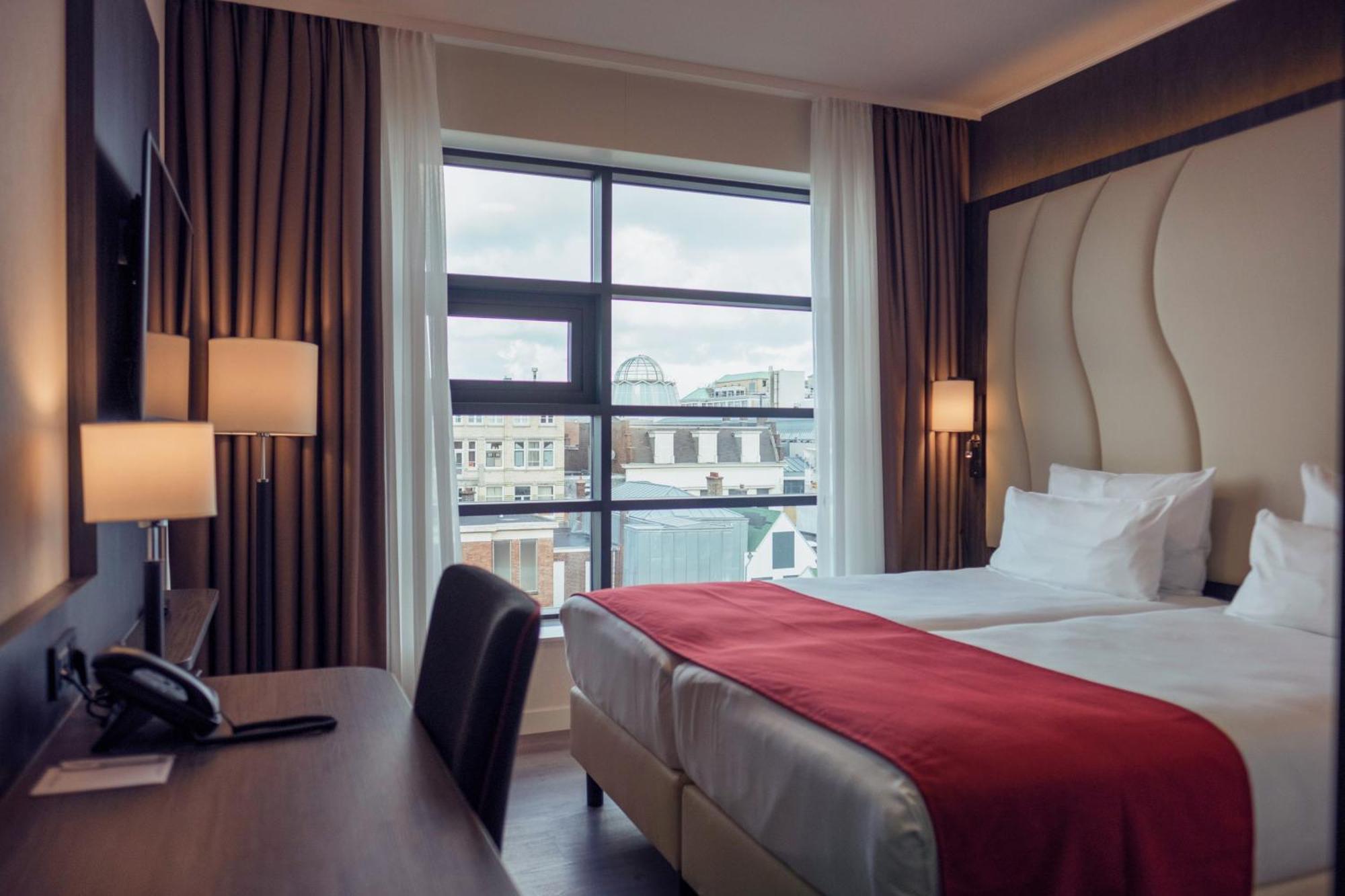 Plaza Premium Den Haag City Center Exterior photo