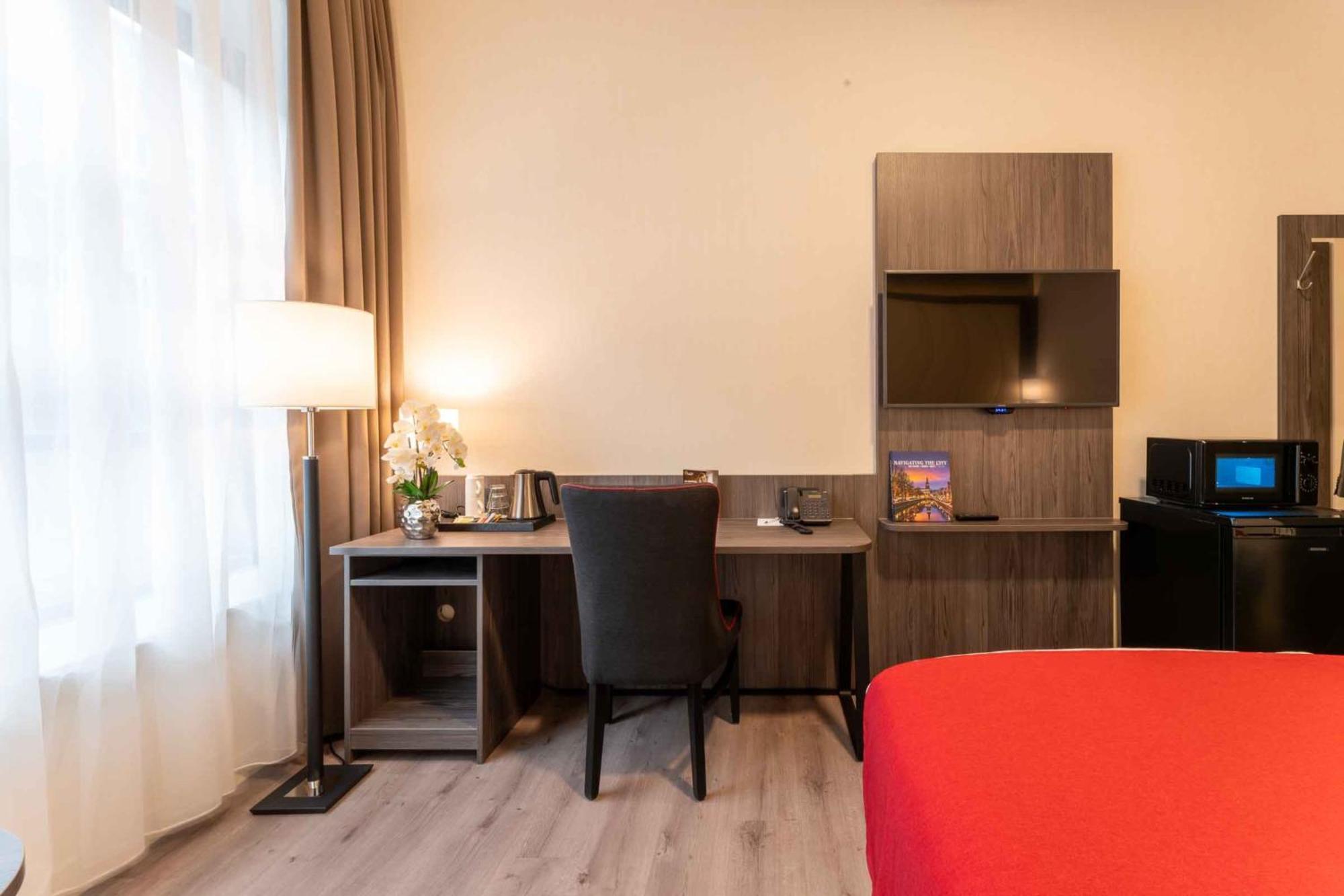 Plaza Premium Den Haag City Center Exterior photo