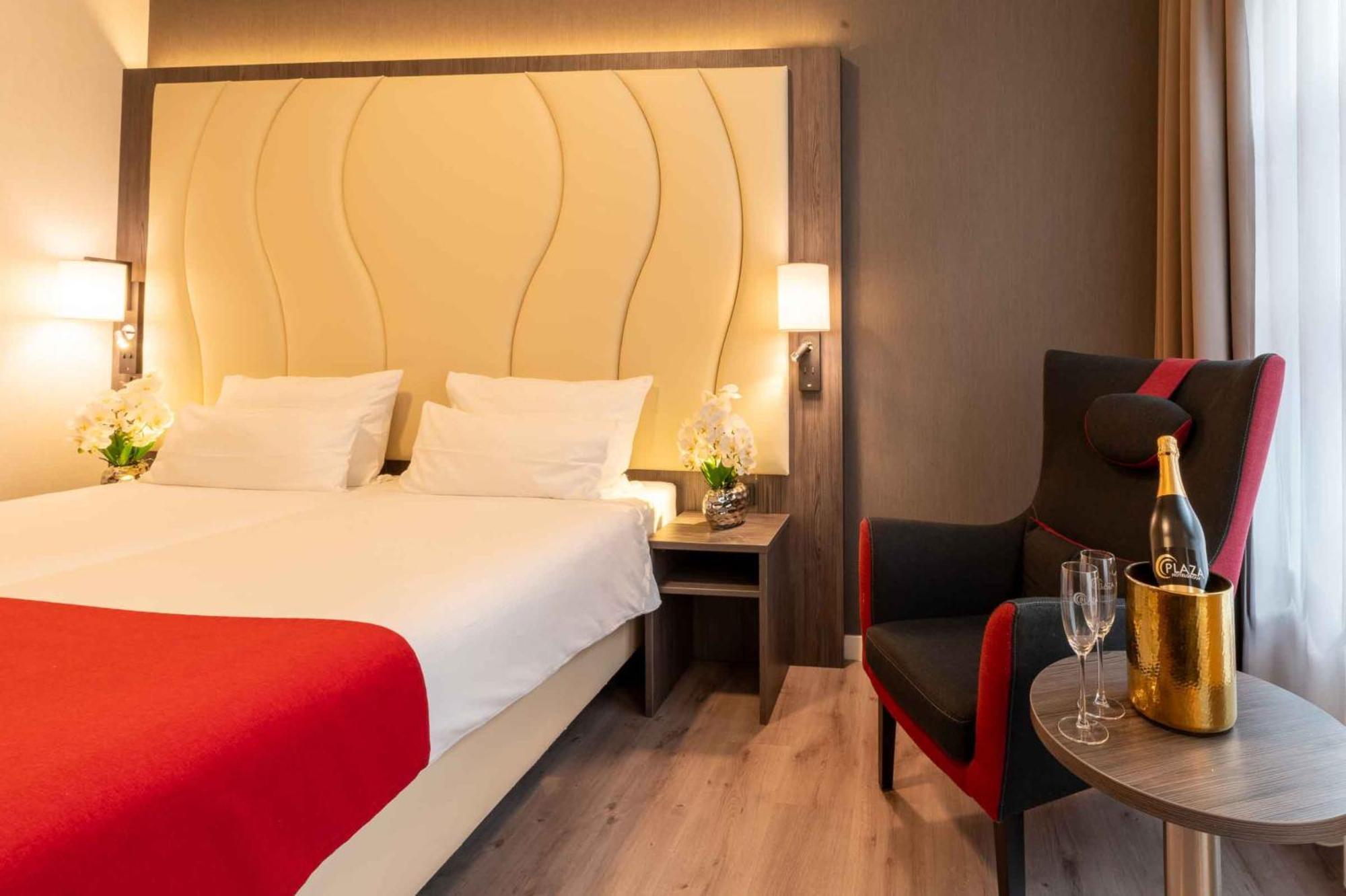 Plaza Premium Den Haag City Center Exterior photo